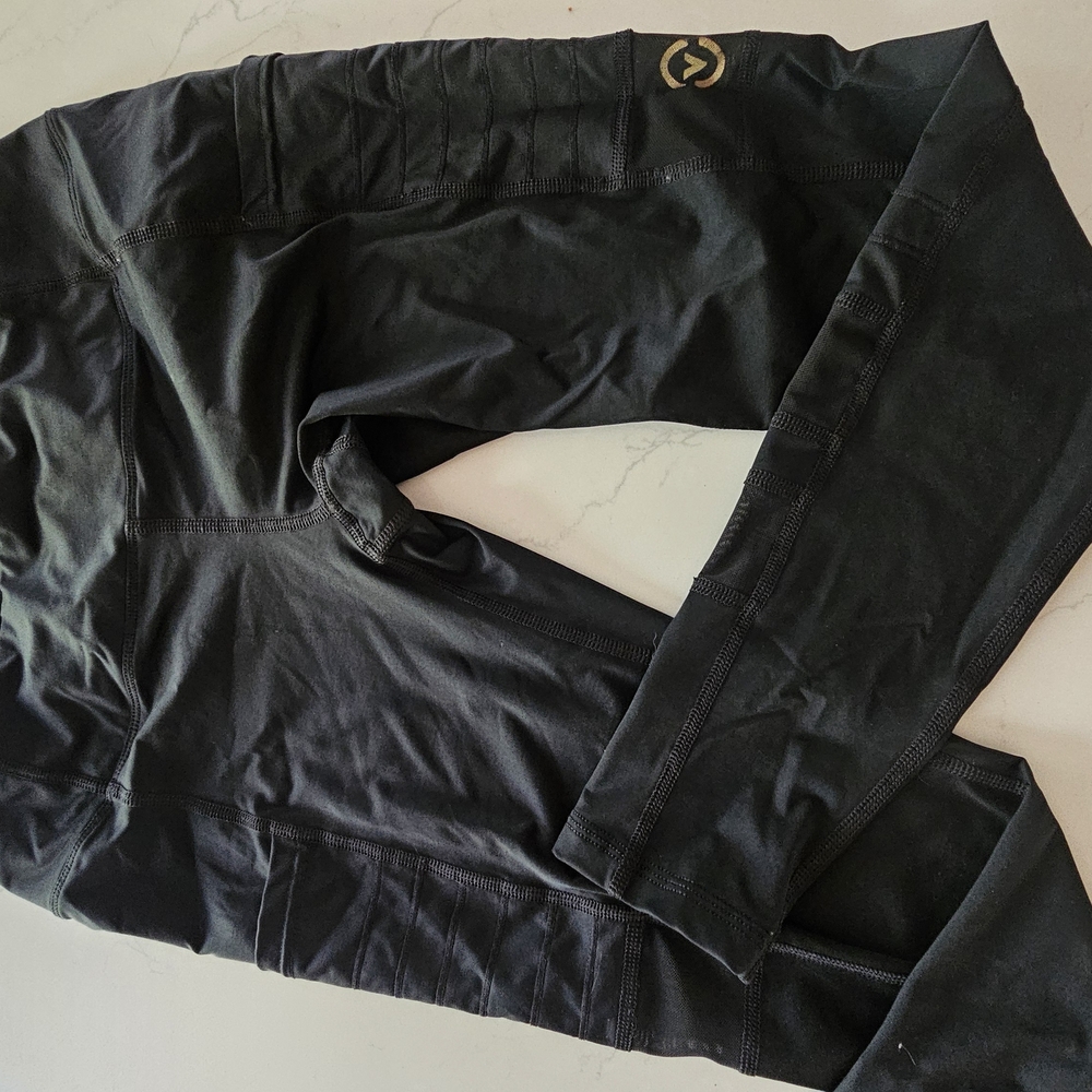 VIRUS Black WOMENSs Pants